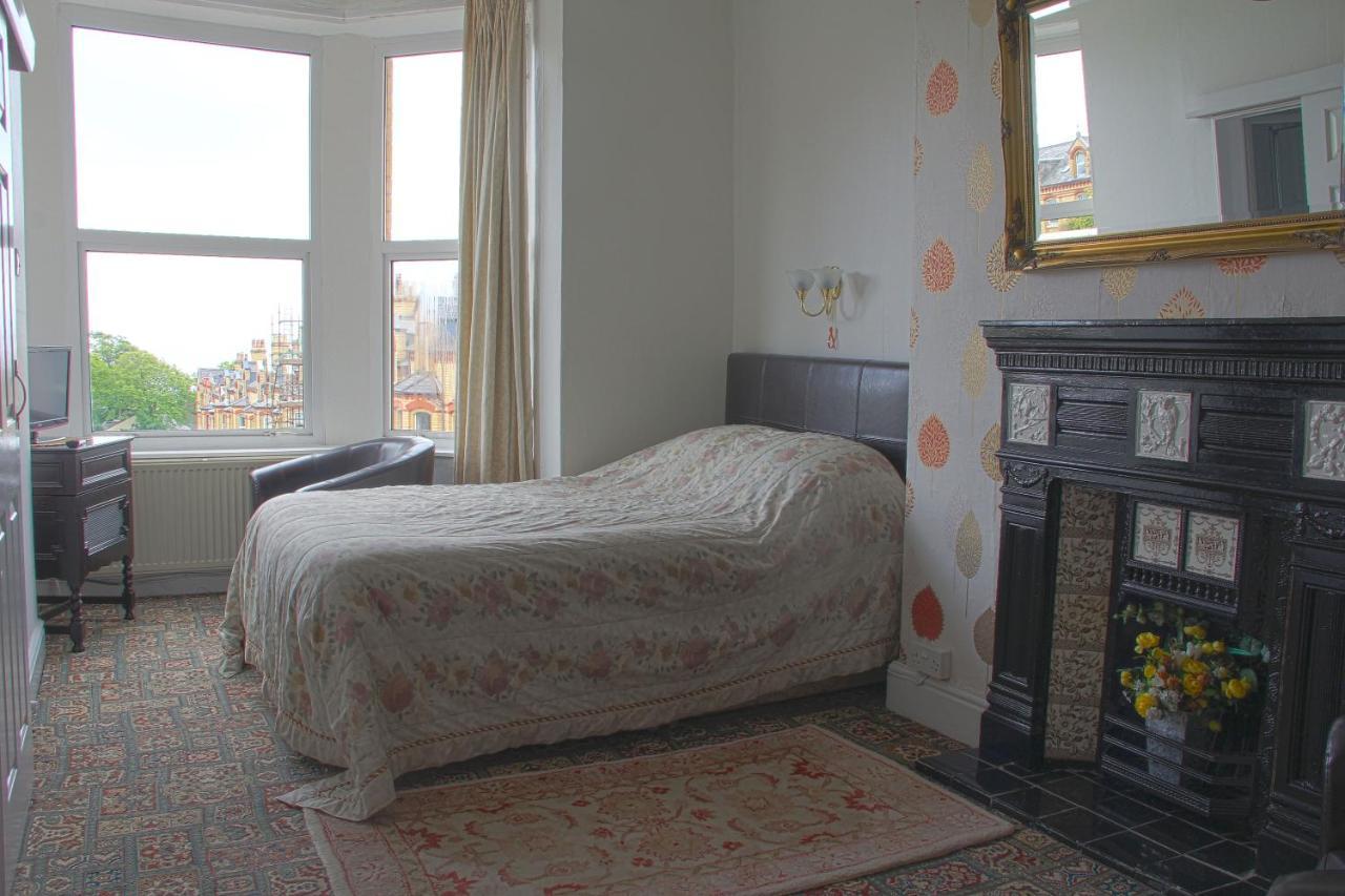 Ashfield Guesthouse Douglas Eksteriør billede