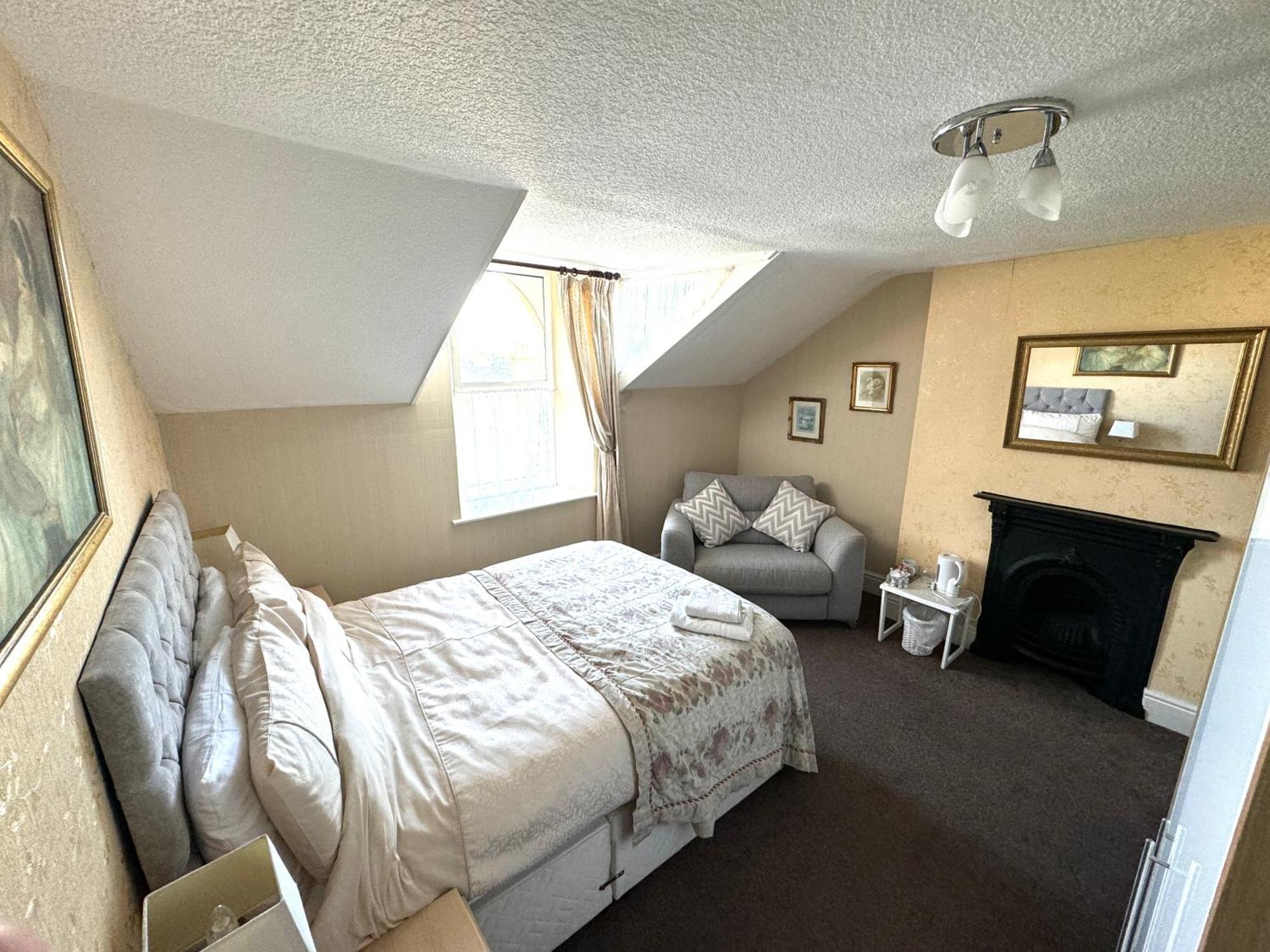 Ashfield Guesthouse Douglas Eksteriør billede